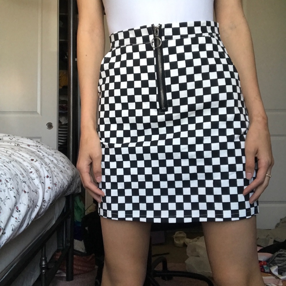 Clout Checkered Skirt